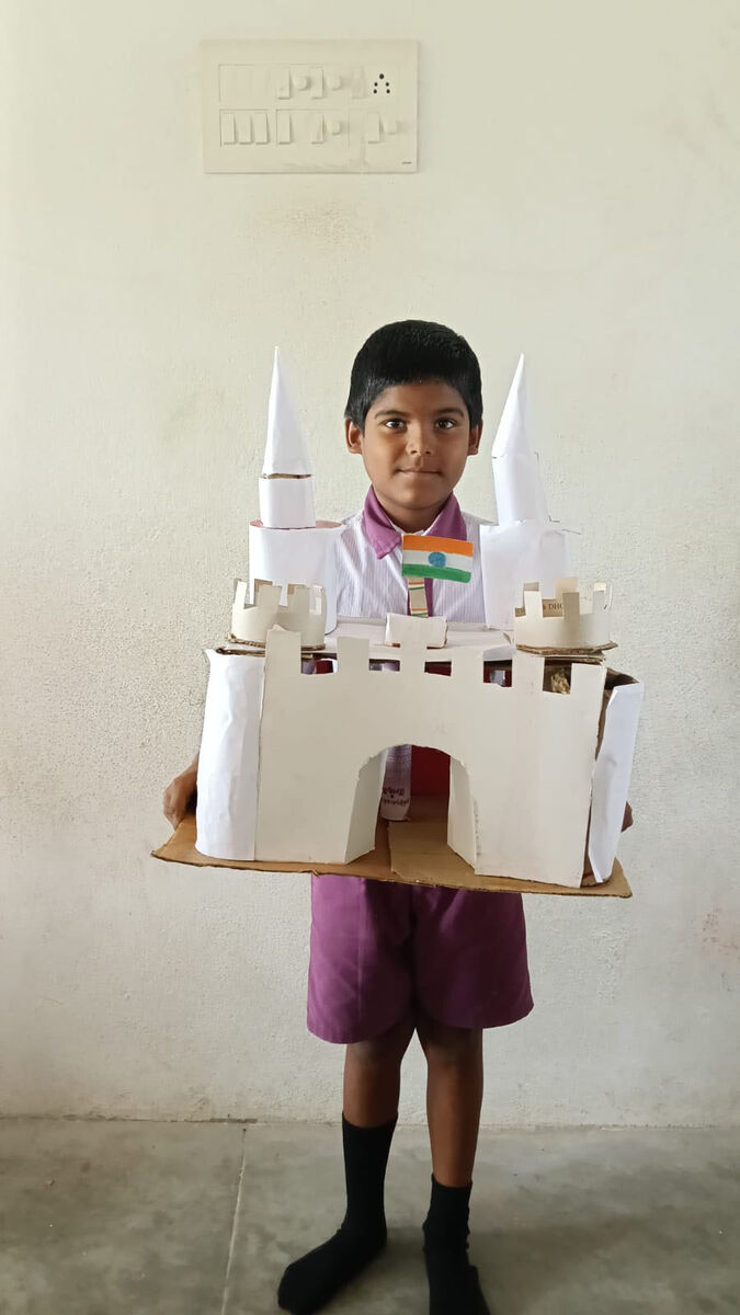 Naldhavan school campus view